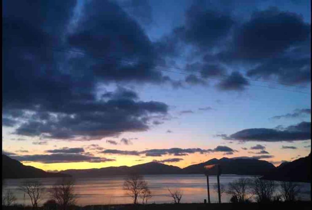 The Fox'S Den, Luxury Cosy Mini Lodge, Highlands North Ballachulish Esterno foto
